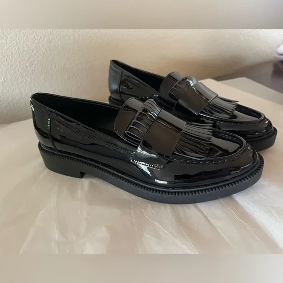 Marc Fisher Calixy patent leather black loafers NWOT Size 8 Marc Fisher Calixy patent leather black loafers NWOT Size 8 main image 4